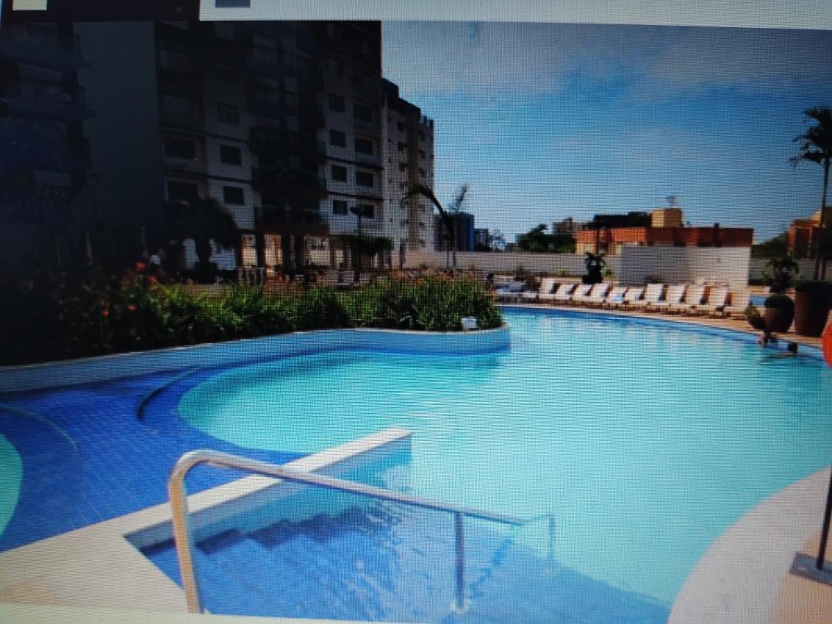 Prive Riviera Apartment Caldas Novas Exterior photo