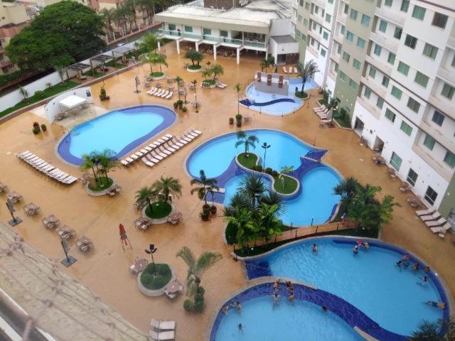 Prive Riviera Apartment Caldas Novas Exterior photo
